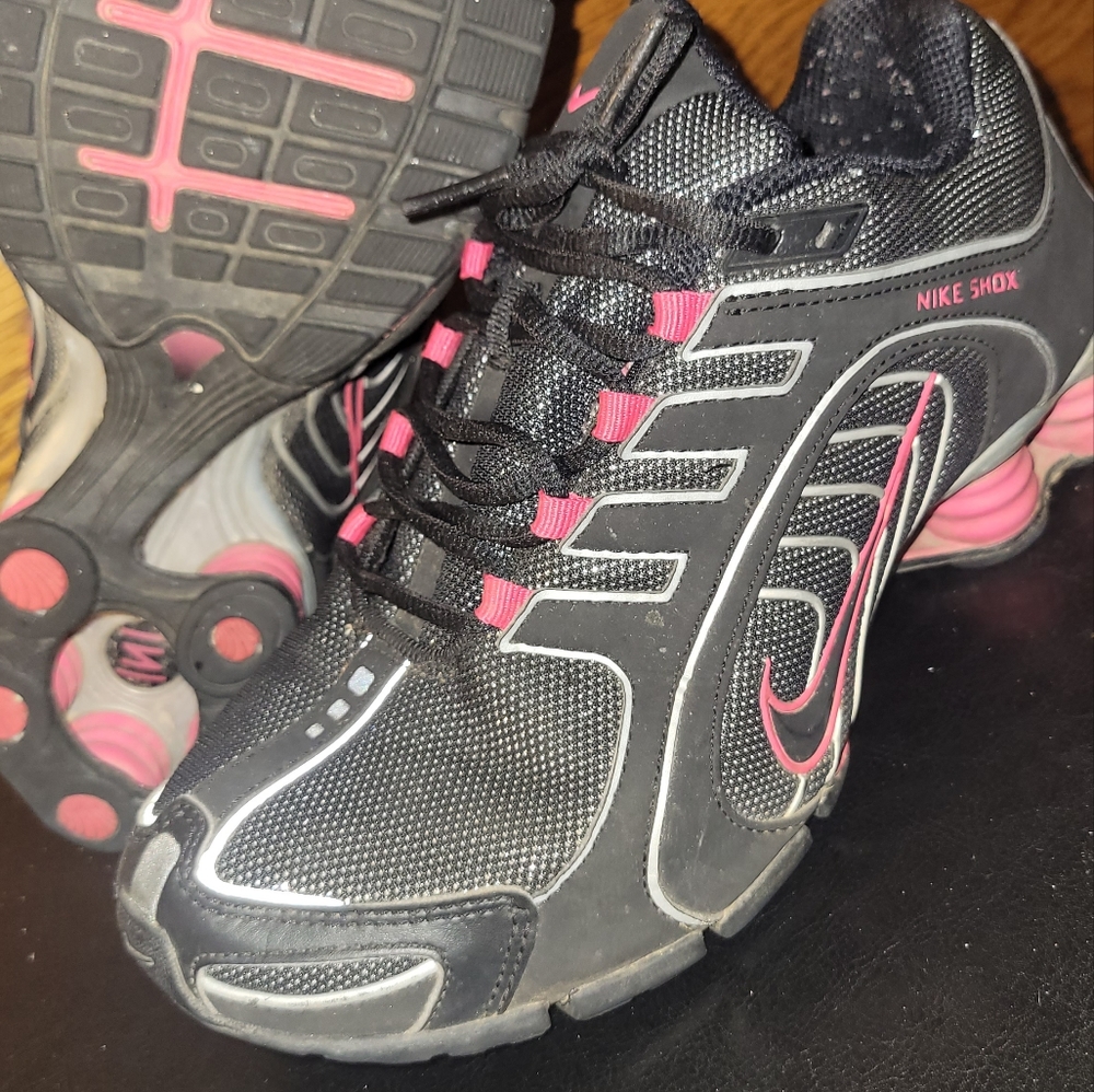 Nike shox